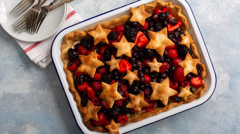 Reasons to Consider Baking Your Next Pie in a Casserole Dish