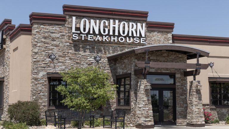 The Least Impressive Steak at LongHorn Steakhouse Wasn't Bad, Just Overshadowed