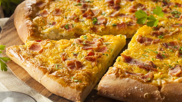 The Renowned Midwestern Gas Station Chain Known for Breakfast Pizza