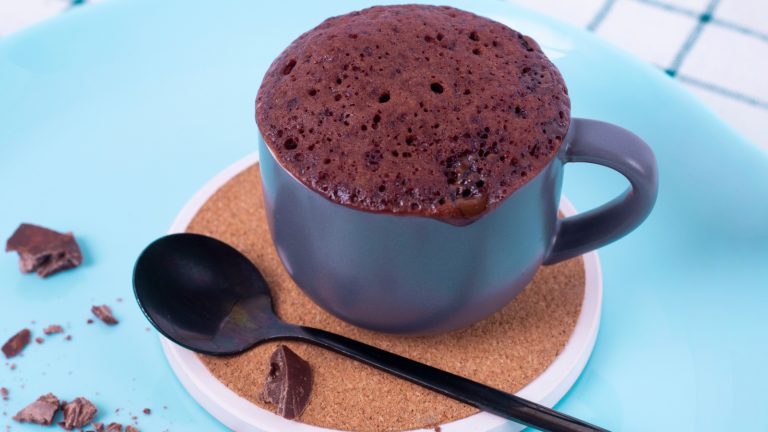 Why Microwave-Baked Treats Have Unattractive Tops and How to Improve Them