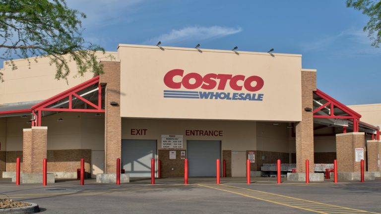 Top 12 Convenient Snacks to Grab at Costco