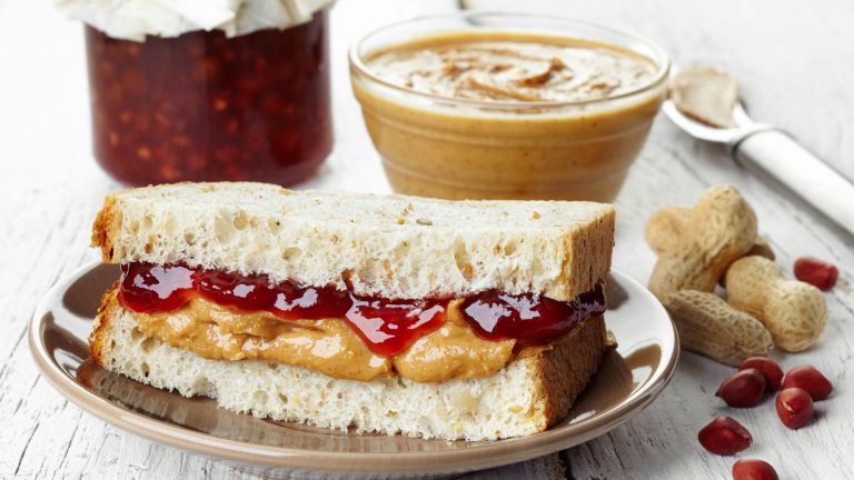 The Ideal Wine to Complement Peanut Butter and Jelly Sandwiches