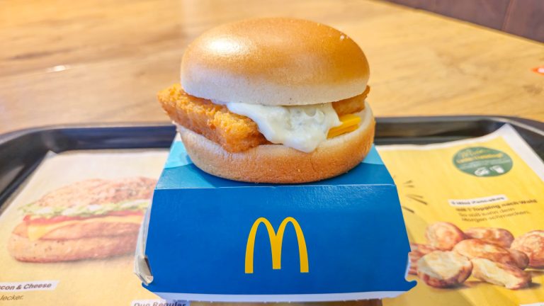 The Components Behind the Golden Hue of McDonald's Filet-O-Fish