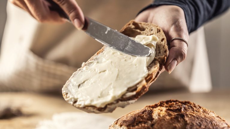 The Simple 3-Ingredient Spread That Outshines Basic Mayo