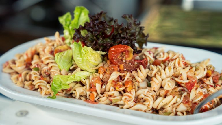 How Much Pasta Salad to Serve at a Cookout?
