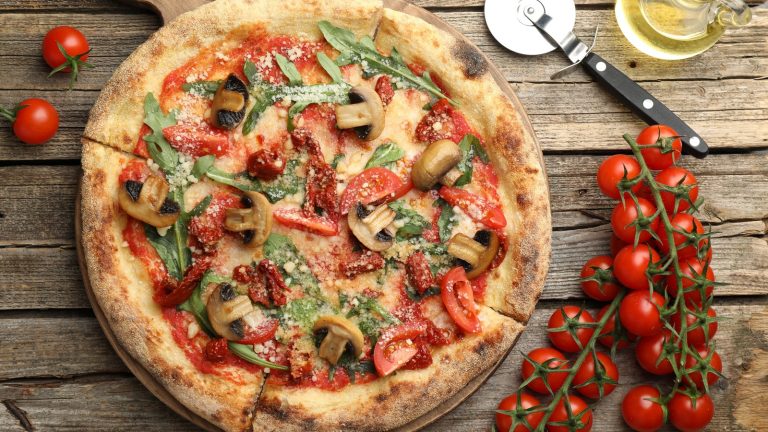 15 Tips for Creating the Perfect Homemade Pizza