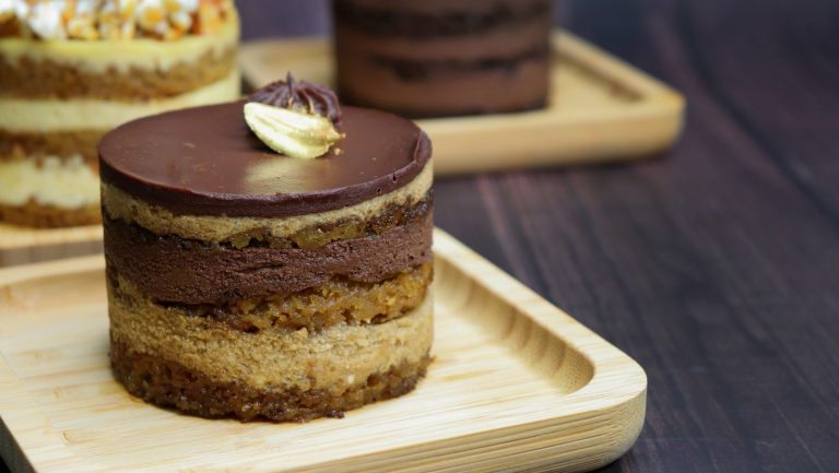 A Pastry Chef's Guide to the Ideal Flour Blend for Gluten-Free Cakes