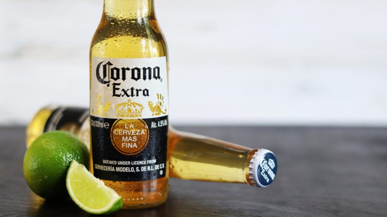 Why Do We Pair Corona with Lime? Does It Make a Difference?