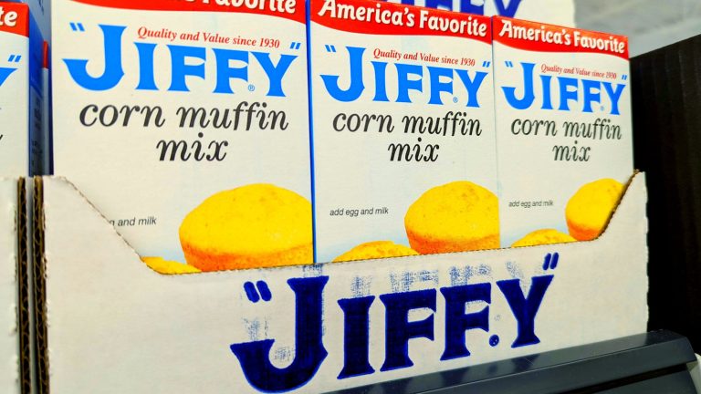 Enhance Your Jiffy Cornbread Mix with This Brilliant 1987 Trick