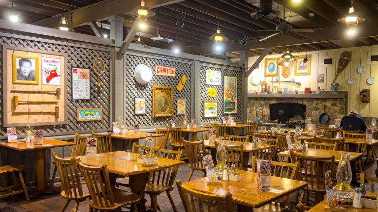 Understanding Cracker Barrel's Rewards Program: Tips for Earning Bonuses