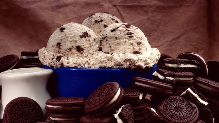 Who Really Invented Cookies & Cream Ice Cream? Unraveling the Confusing History of the Popular Flavor