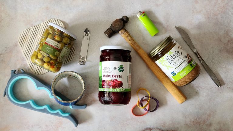10 Guaranteed Methods to Open a Stubborn Jar