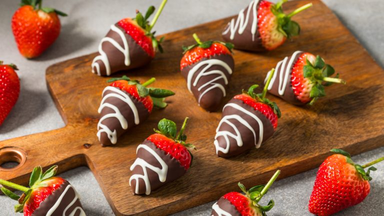 Reasons to Avoid Refrigerating Your Chocolate-Covered Strawberries