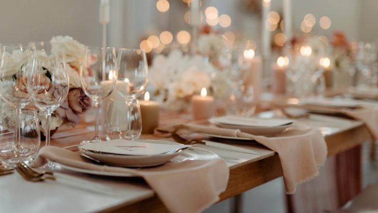 Creating a Unique Dining Set: Tips for Mixing and Matching Plateware