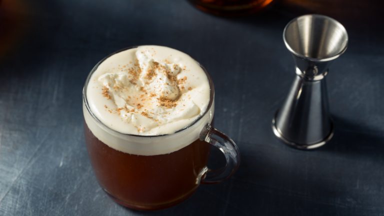 Irish Coffee vs. Baileys Coffee: What Sets These Alcoholic Brews Apart?