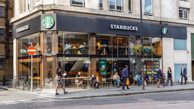 10 Common Starbucks Myths That Should Be Debunked