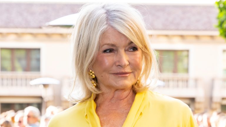 Why People Can't Get Enough of Martha Stewart's Iconic 1970s Kitchen