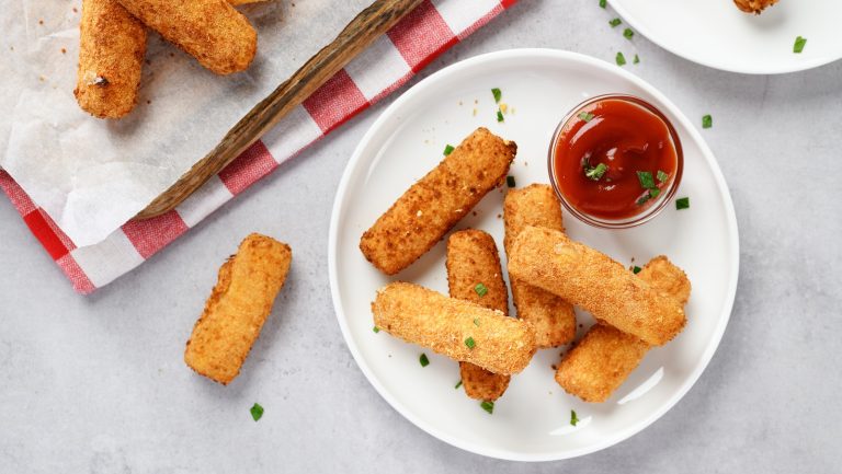 This Fast-Casual Restaurant Chain Offers the Best Frozen Mozzarella Sticks We've Ever Tasted
