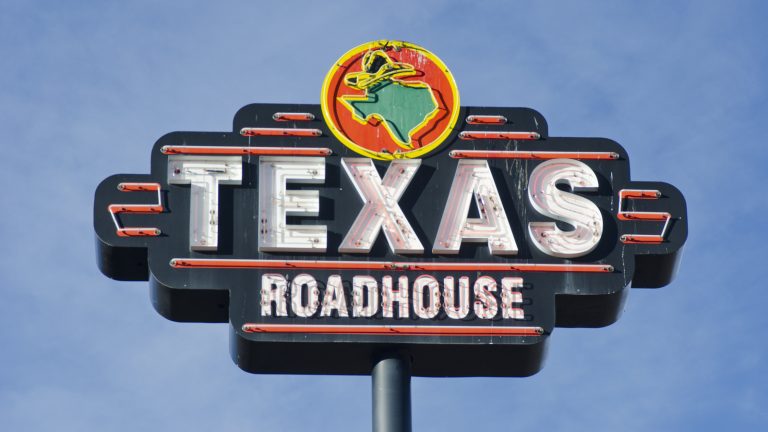Enhance Your Popcorn Flavor with a Texas Roadhouse Classic