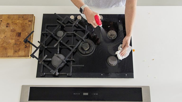 Create a Versatile Kitchen Cleaner Using Only 3 Ingredients