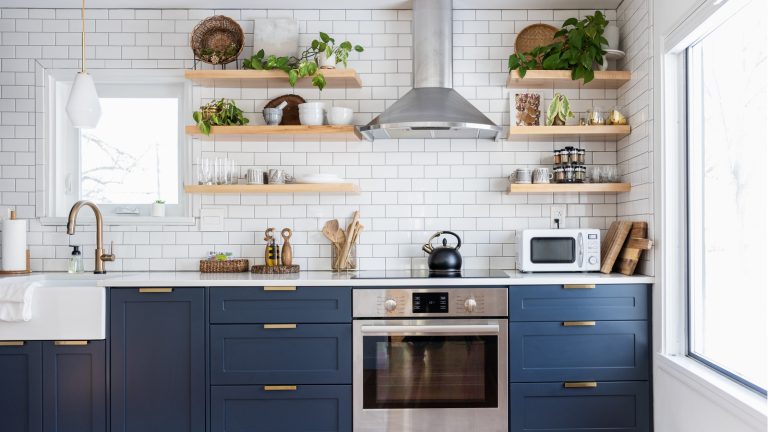 Transform Your Oven into a Chic Statement Piece for a Stylish Home