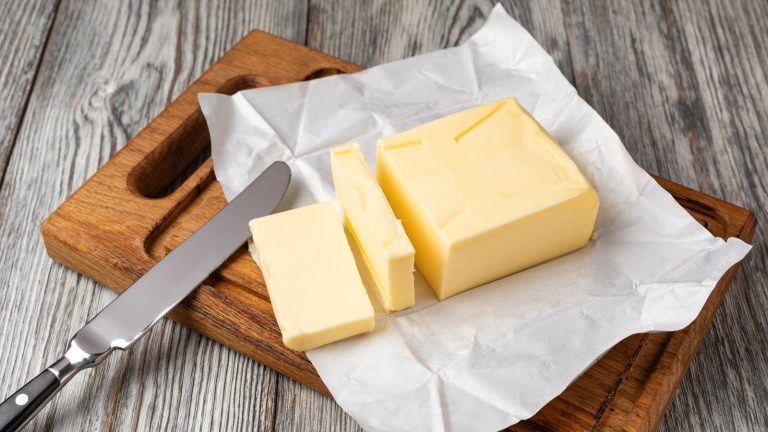 Melted or Room Temperature Butter: Which is Better for Baking Cookies?