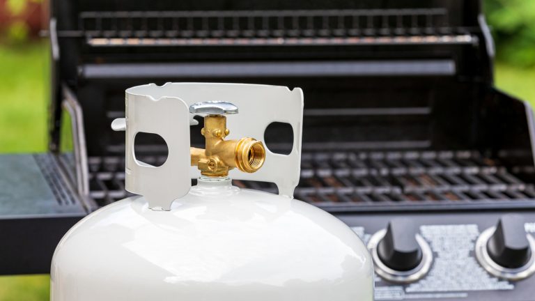 Quickly Check Your Grill for Propane Leaks in Just a Minute