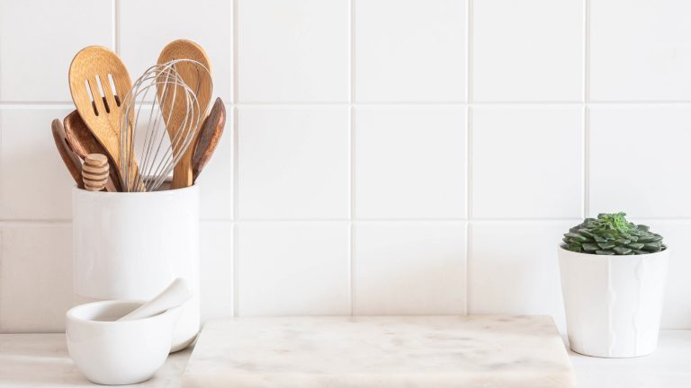 Does Peel-and-Stick Backsplash Damage Drywall?