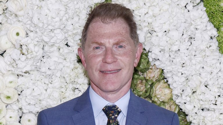 Bobby Flay's Top Pick for Cheeseburgers in NYC