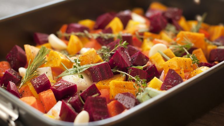 Roasting Pans: Why They're Not Ideal for Roasting Vegetables