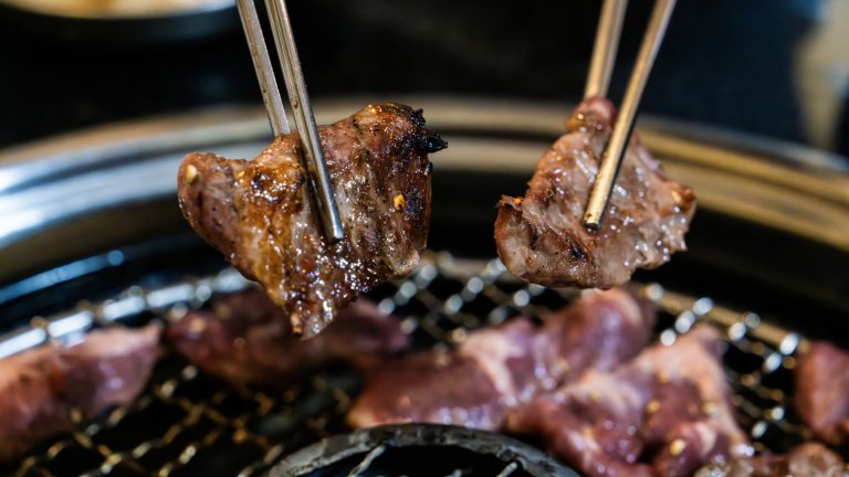 The Ideal Smoke-Free Tool for Cooking Korean Barbecue at Home