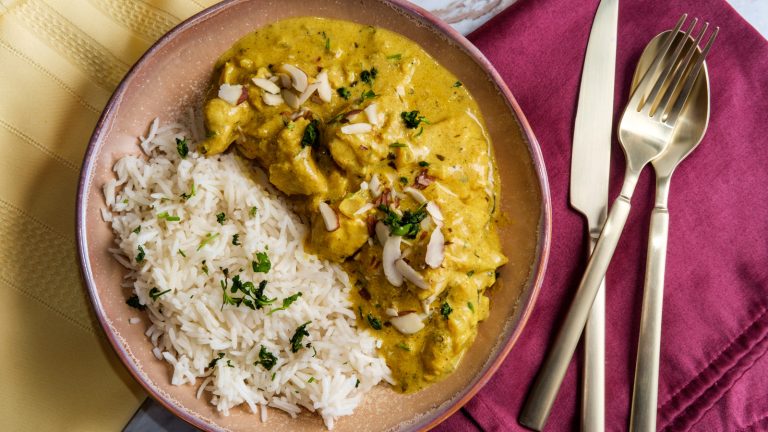 The Importance of Marinating Chicken for Perfect Chicken Korma