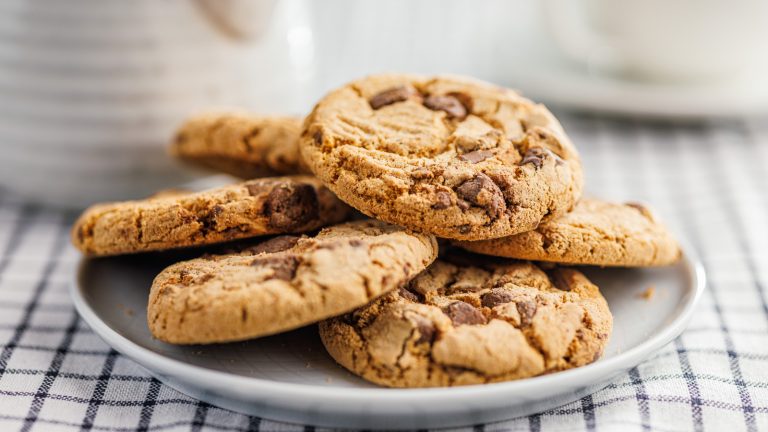 To Make the Best Drop Cookies, Choose This Type of Sugar