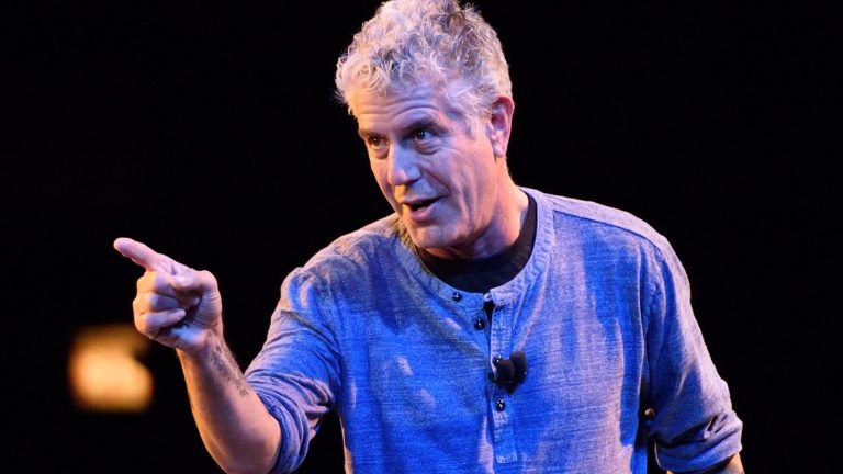 Here's Why Anthony Bourdain Disapproved of Paula Deen's Cooking