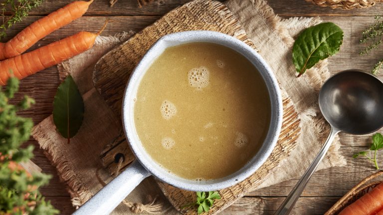This Common Drink Is the Unexpected Alternative to Vegetable Broth