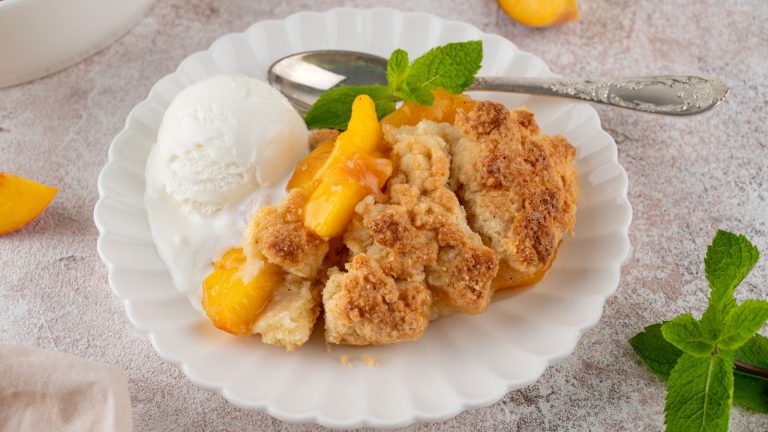 Easy 3-Ingredient Cobbler Using Canned Biscuits