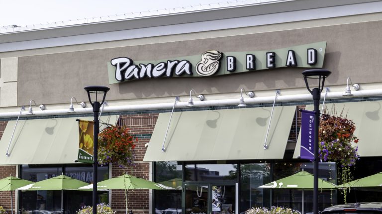 This Panera Bread Trick Will Make You Always Choose the Side Baguette