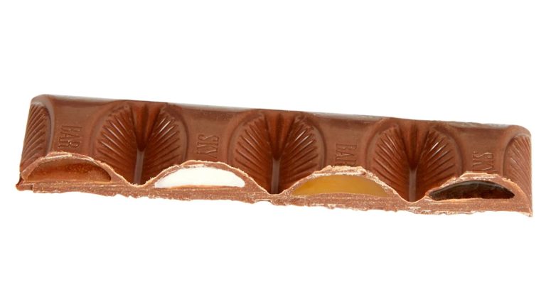 This Timeless New England Candy Bar Is Ideal for Indecisive Snackers