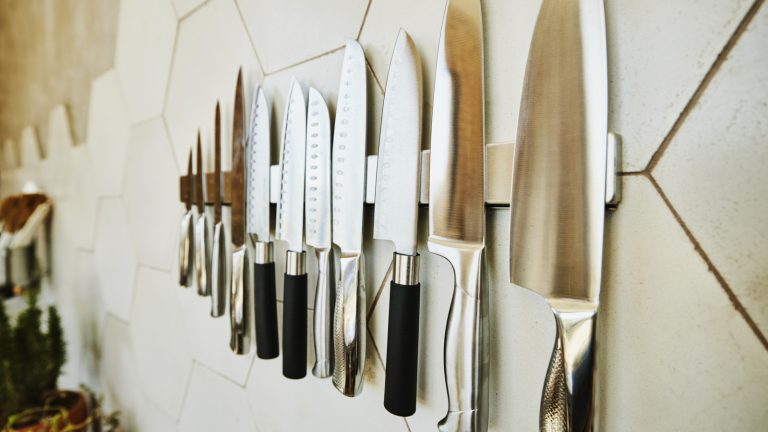 How to Sharpen a Knife Using an Unconventional Tool