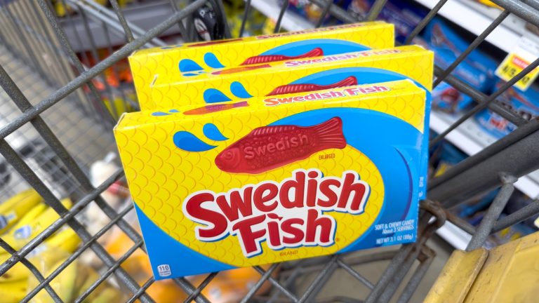 The Discontinued Flavor of Swedish Fish That Customers Are Eager to See Return