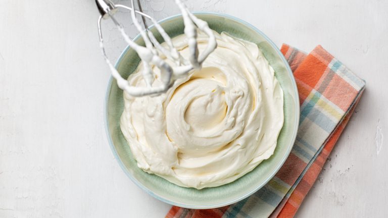 No Heavy Cream? Mix Milk with This Common Ingredient Instead