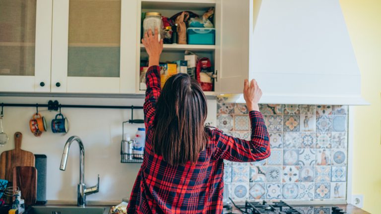Follow the 'Rule of 5' to Eliminate All Your Kitchen Organization Challenges