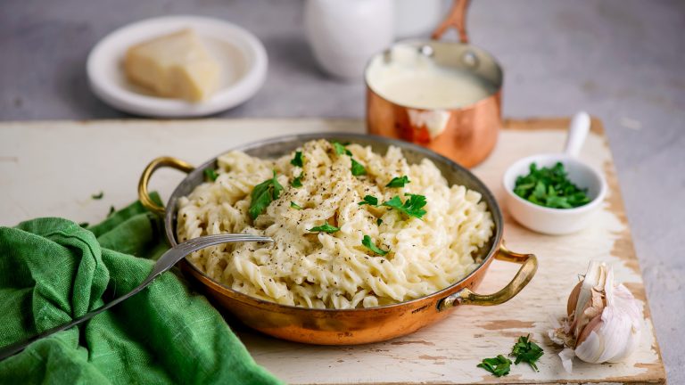 Transform Jarred Alfredo into Creamy Seafood Delight with a Simple Canned Ingredient