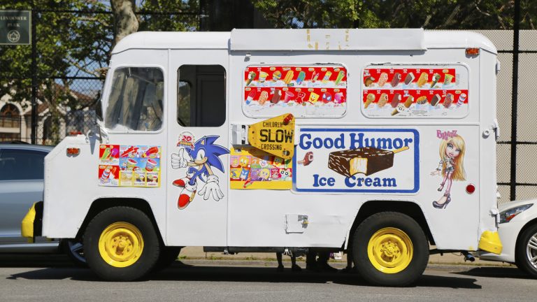 20 Nostalgic Ice Cream Truck Treats We Long For from the '80s and '90s