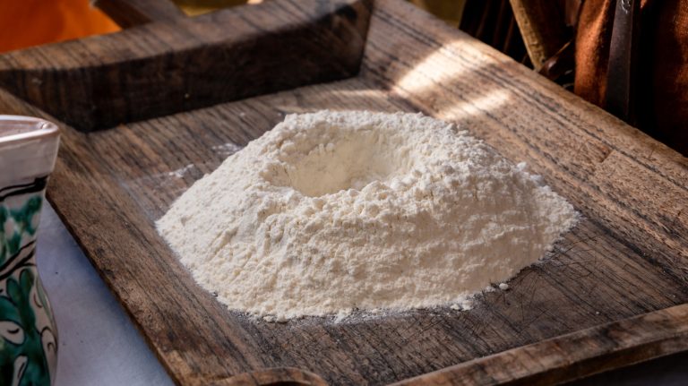 Bread Flour vs. All-Purpose Flour: Understanding the Differences