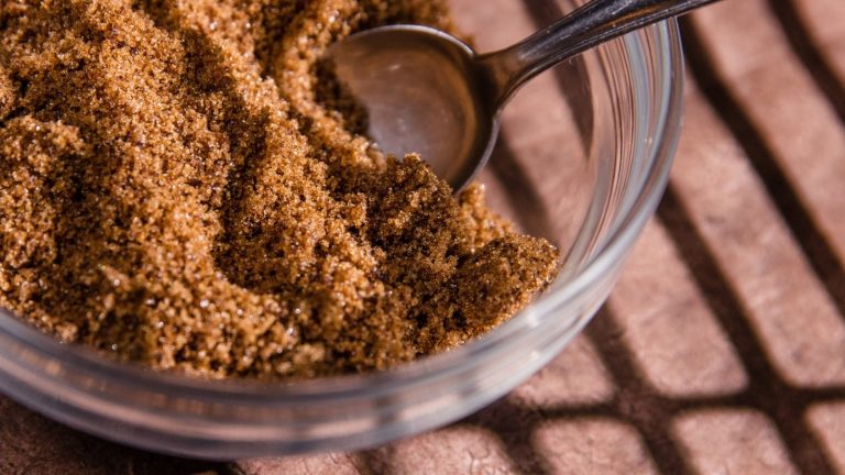 How to Use a Common Pantry Item to Soften Brown Sugar