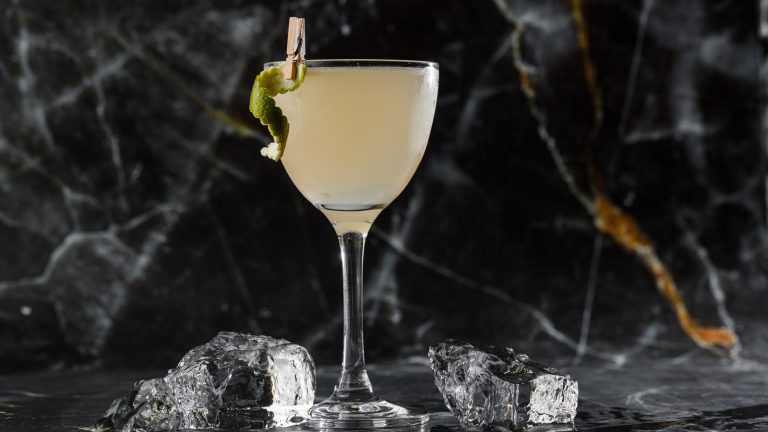 The Ideal Way to Serve Gimlet Cocktails Every Time
