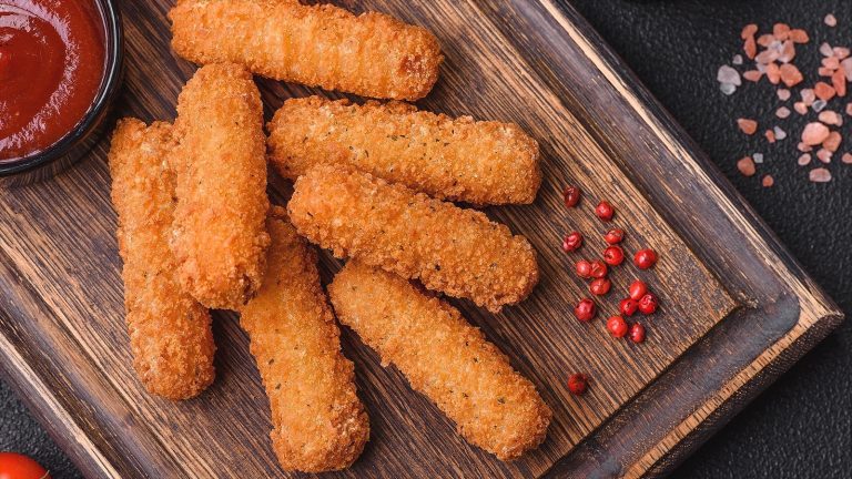 Replace Breadcrumbs with This Crunchy Ingredient for the Ultimate Mozzarella Stick