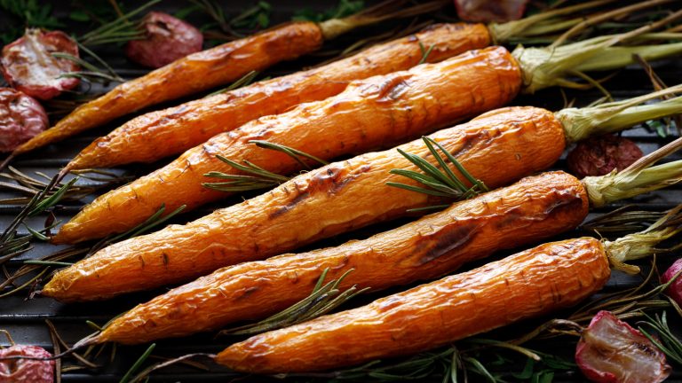 Grilling Guide: Achieving Tender and Smoky Carrots