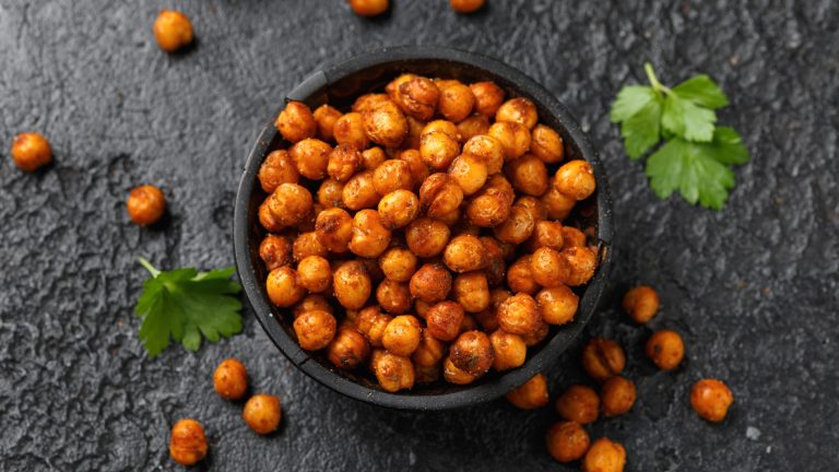 Transform Chickpeas into a Crispy, Spicy Delight